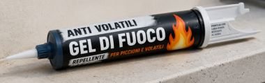 Gel repellente anti-volatili applicato su cornicioni per scoraggiare la sosta dei piccioni